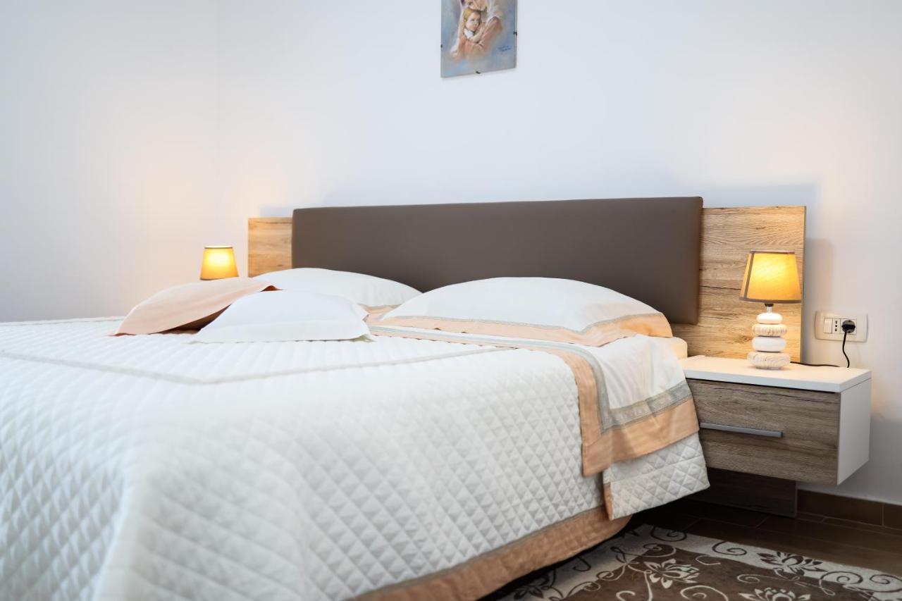 Villa De Rosa Zadar Extérieur photo