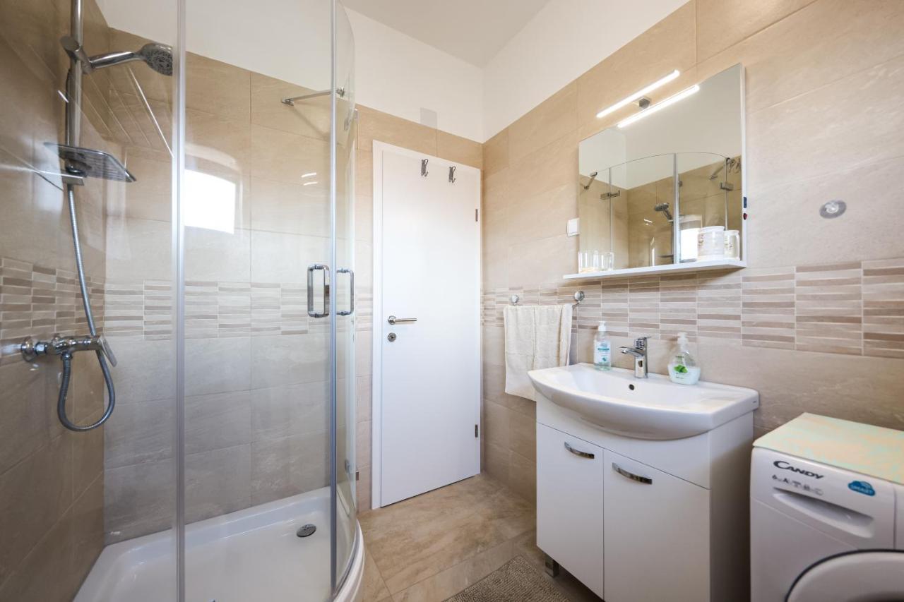 Villa De Rosa Zadar Extérieur photo